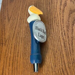 Pelican Pub & Brewery Tap HandlePacific City Oregon Black Bird Lager